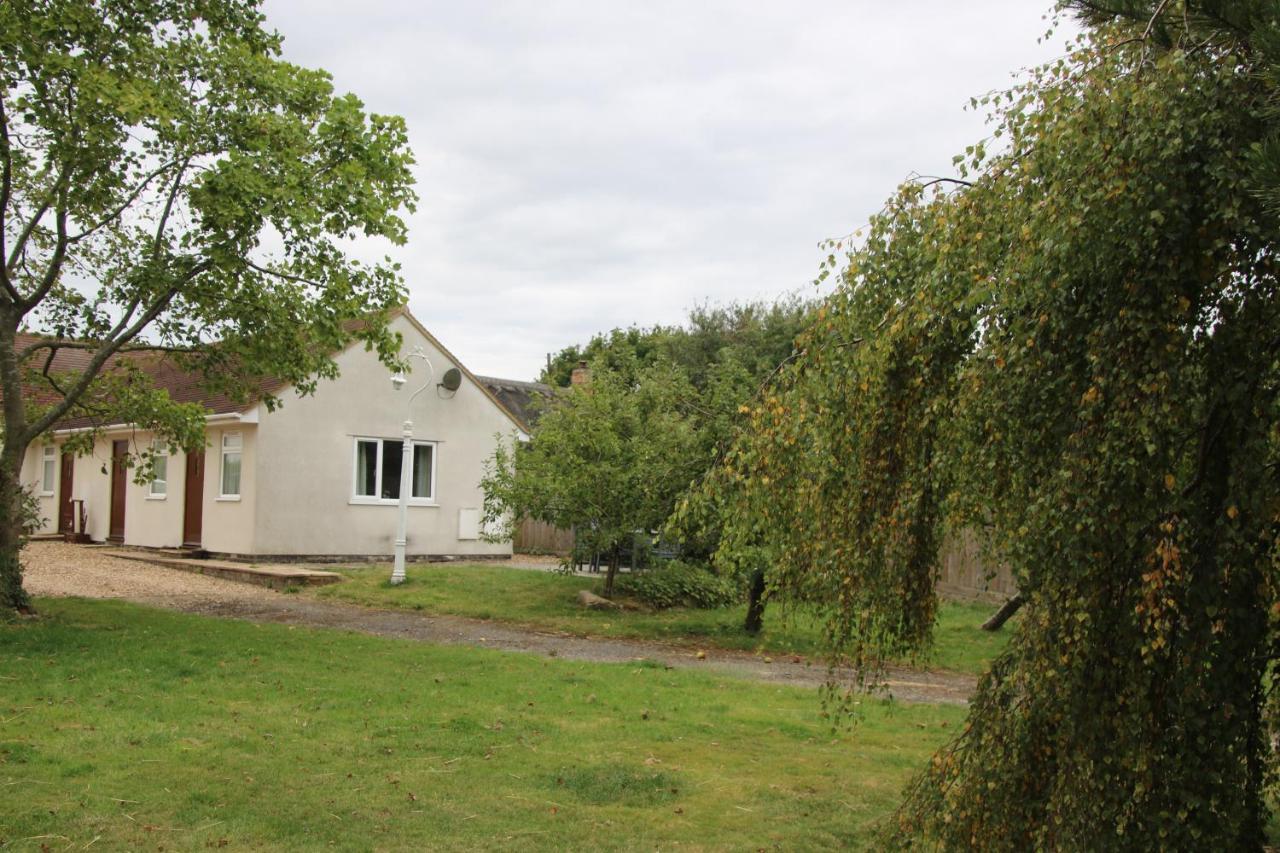 The Stables B&B @ Pear Tree Cottage Winslow Εξωτερικό φωτογραφία